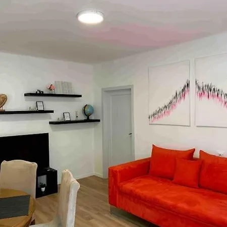 With 2 Bedrooms And Balcony, Near Center Apartment Split