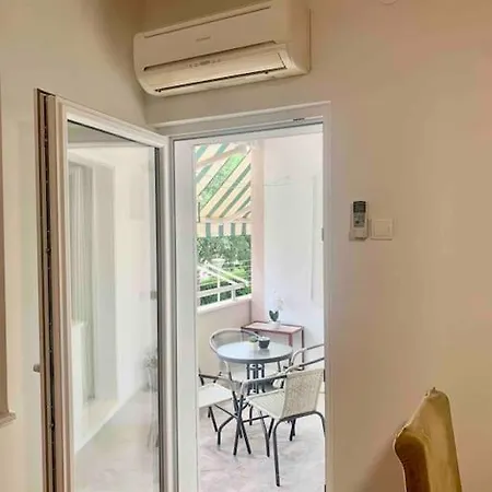 With 2 Bedrooms And Balcony, Near Center Apartment Split